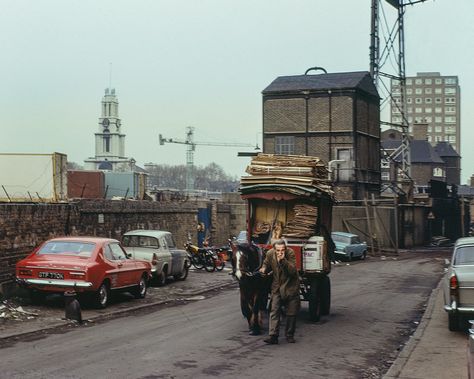 David Granick - Three Colt Street, London (1975) The East End in Colour 1960-1980 Highgate Cemetery, London Now, East End London, London History, London Pictures, London Photographer, London Transport, London Town, Old London