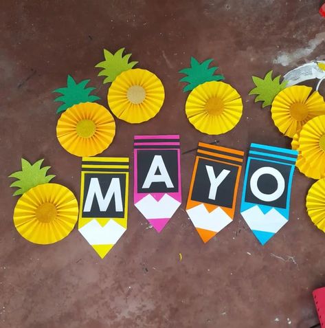 Mural Mayo, Holiday Door Decorations, 5 De Mayo, Holiday Door, Classroom Decor, Kids Party, Door Decorations, Origami