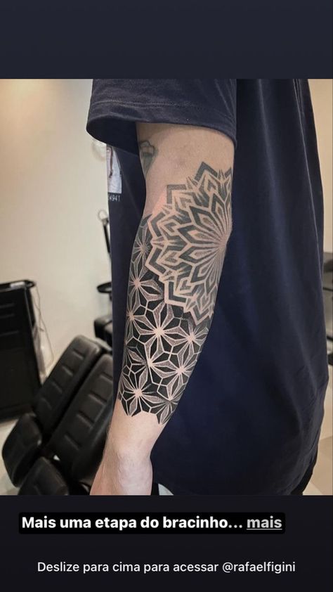 Mandala Elbow Tattoo, Geometric Tattoo Hand, Arm Cover Up Tattoos, Mandala Tattoo Sleeve, Geometric Mandala Tattoo, Geometric Sleeve Tattoo, Realistic Tattoo Sleeve, Men Tattoos Arm Sleeve, Sacred Geometry Tattoo