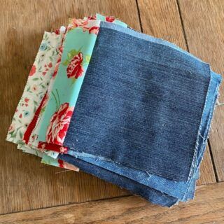 Jean Quilt Ideas, Denim Rag Quilt, Denim Quilt Patterns, Denim Blanket, Blue Jean Quilts, Chair Planter, Jean Quilt, Denim Scraps, Denim Crafts Diy