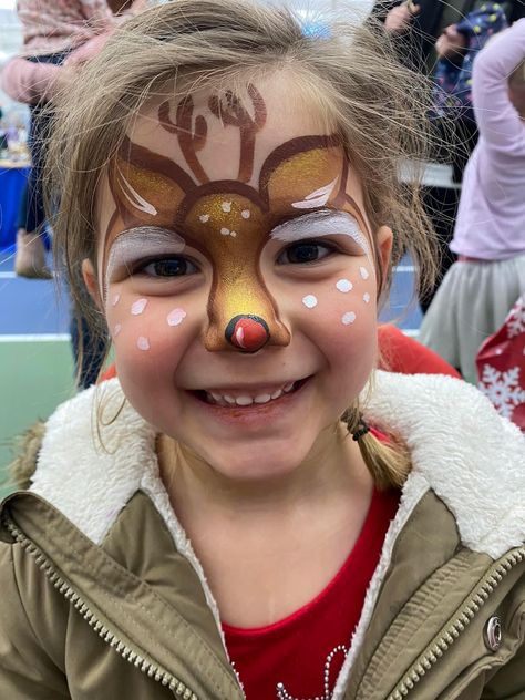 Rudolf Face Paint, Poinsettia Face Paint, Santa Hat Face Paint, Fortnite Face Painting, Kids Easy Face Painting Ideas, Face Painting Ideas Christmas, Face Paint Christmas Easy, Christmas Facepainting Ideas, Nutcracker Face Paint