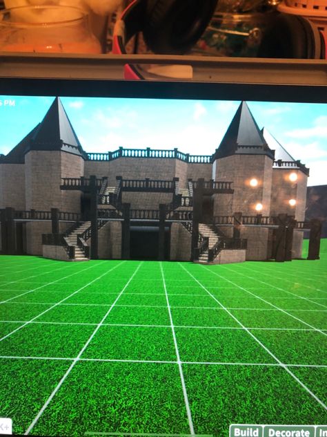 Bloxburg Orphanage Layout, Hunted House Bloxburg, Orphanage Bloxburg, Bloxburg Boarding School, Orphanage Layout, Gothic Castle Bloxburg, Gothic Castle Layout, Bloxburg Orphanage, Bloxburg Castle