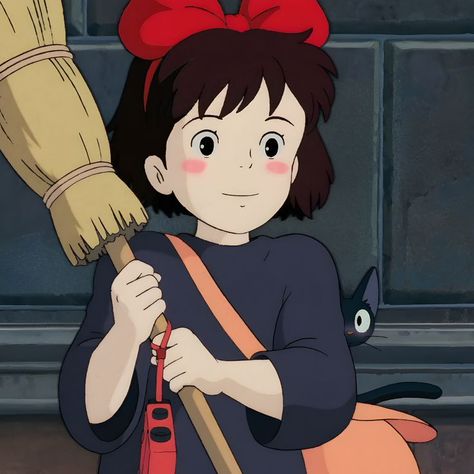 Kikis Delivery Service Icon, Kikis Delivery Service Aesthetic, Anime Witches, Studio Ghibli Characters, Anime Witch, Kiki Delivery, Ghibli Artwork, Kiki's Delivery Service, Studio Ghibli Movies