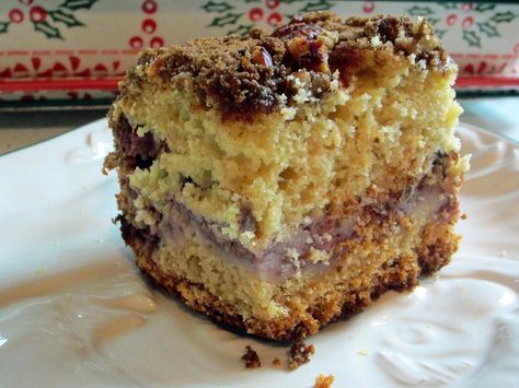 White Gull Inn Coffee Cake:  Schulz Family Recipe Collection Cherry Coffee Cake, Blueberry Coffee Cake Recipe, Breakfast Maker, Overnight Breakfast, Blueberry Coffee Cake, Coffee Cake Recipe, Door County Wisconsin, Tv Food, Coffee Cake Recipes