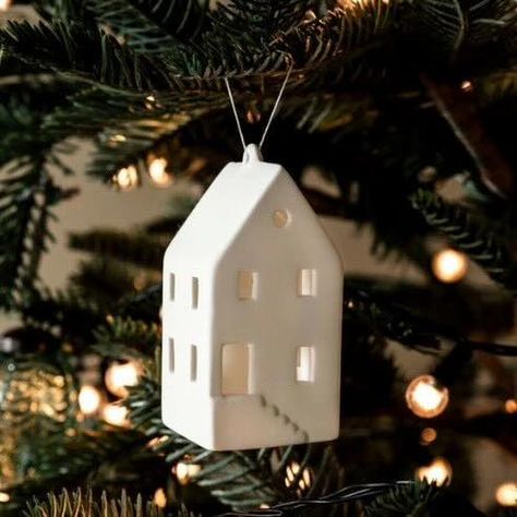 Did somebody say Christmas? 🎄 Whether you're hosting the family, looking to out-deck last year's halls or want to tick-off your list early, then take a look inside our Christmas shop now open. Shop the home of Christmas here. Tap the link in our bio. . . . . . . #chritmas #christmasshop #nowopen #lessthan100daystogo #gnomes #wreath #baubles #reindeerornaments #christmasiscoming #festive #duckbarninteriors #shoplocal #shopsmall #supportlocal #supportsmallbusiness Gnomes Wreath, Extra Large Wall Clock, Garden Trading, Couple Gifts For Her, Coastal Artwork, Outdoor Clock, Living Room Cushions, Room Diffuser, Open Shop