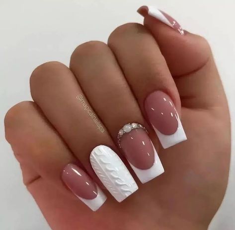 French Manicure Acrylic Nails, Fall Acrylic Nails, Acrylic Nails Coffin Short, Short Acrylic Nails Designs, Square Acrylic Nails, Fire Nails, Fancy Nails, Chic Nails, Short Acrylic Nails