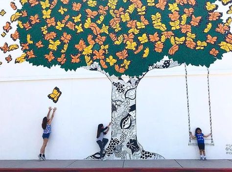 Selfie Mural Ideas, Interactive Murals, Paint Storage Containers, Exterior Murals, Window Mural, Selfie Wall, Outdoor Restaurant Design, Tree Wall Murals, Tree Mural