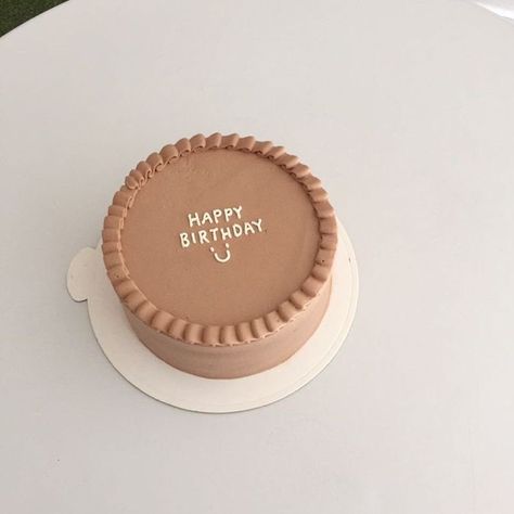 Pinterest Cake, Pastel Cakes, Korean Cake, Simple Cake Designs, A Birthday Cake, Simple Birthday Cake, Think Food, Pretty Birthday Cakes, Cute Birthday Cakes