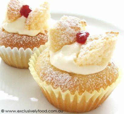 Traditional Butterfly Cakes! High Tea Food, Butterfly Cupcakes, Fairy Cakes, Butterfly Cakes, English Food, British Food, Morning Tea, Small Cake, Tea Recipes