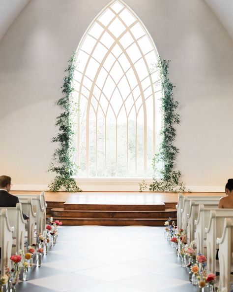 from the aisle to reception tables 🫶🏻 bud vase meadows are such a budget friendly option for indoor weddings! <3 Bud Vases Aisle, Bud Vases Wedding Aisle, Wedding Aisle Flowers Indoor, Indoor Weddings, Bud Vases Wedding, Church Aisle, Aisle Flowers, Reception Tables, Wedding Vases