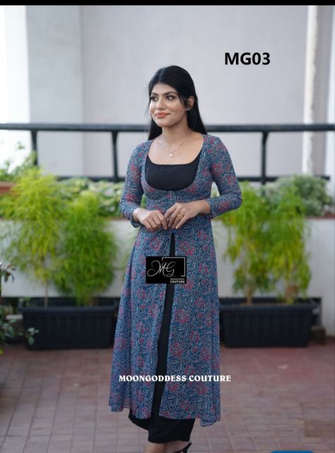 Chudidar Tops Design, Modern Neck Designs For Kurtis, Boat Neck Designs For Kurti, Casual Outfits Indian, Saree Into Dress, Boat Neck Designs, Churidar Design, Floral Long Frocks, Neck Designs For Kurtis