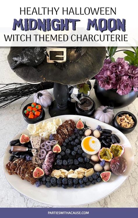 Witch Charcuterie Board Ideas, Purple Charcuterie Board Ideas, Witchy Charcuterie Board, Witch Party Food, Witch Themed Food, Witch Brunch, Purple Charcuterie Board, Themed Charcuterie Board, Halloween Snack Mix