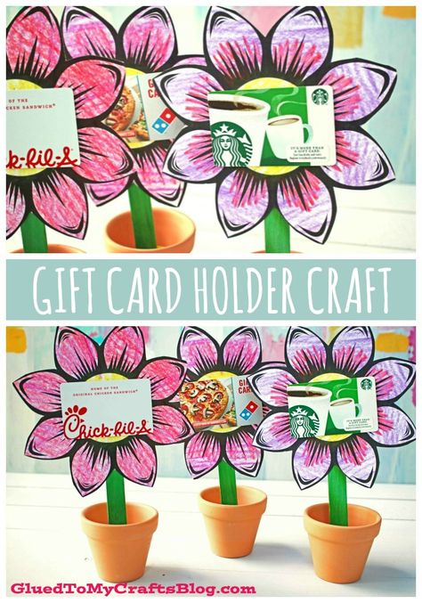 #gluedtomycrafts Kid Made Paper Flower Gift Card Holder - Mother's Day Gift Flower Gift Card Holder, Teacher Appreciation Gift Card Holder, Gift Card Holder Template, Teacher Appreciation Gift Card, Gift Card Presentation, Gift Card Holder Diy, Classroom Halloween Party, Mother's Day Gift Card, Teacher Gift Card