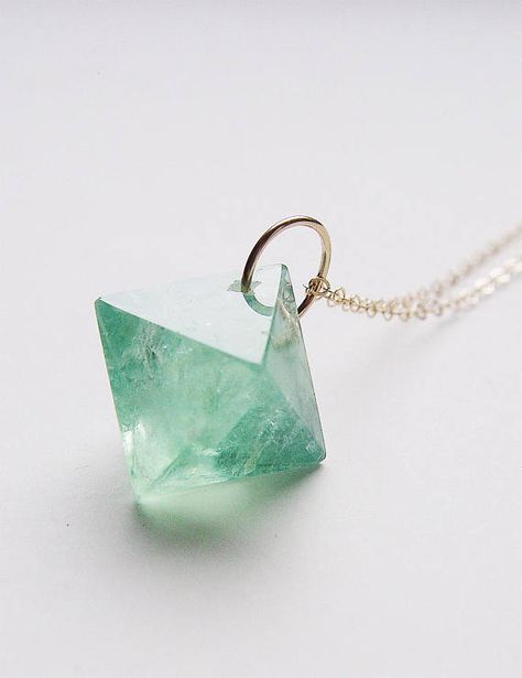 Green Fluorite Pyramid Gold Necklace OOAK by friedasophie Gem Stone Pendant, Faberge Jewelry, Fluorite Necklace, Raw Stone Jewelry, Multicolor Jewelry, Stone Jewellery, Gold Filled Necklace, Pretty Rocks, Green Fluorite