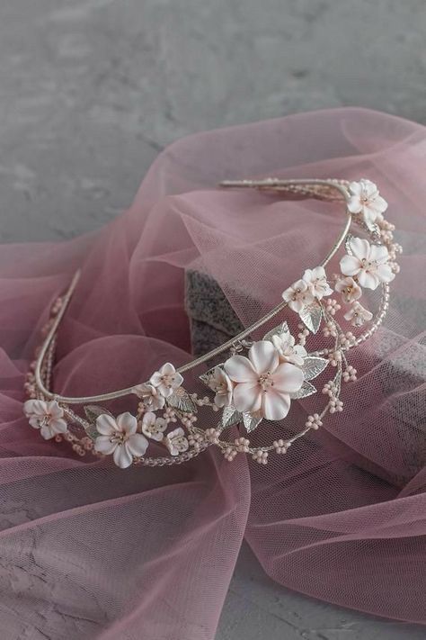 Wedding Diadem, Quince Crown, Diadem Wedding, Boho Hair Accessories, Bridal Floral Crown, Long Bridal Earrings, Floral Tiara, Crown Pink, Flower Tiara