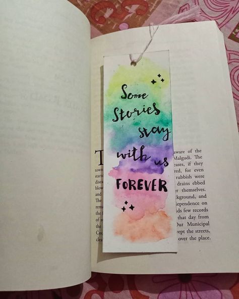 Book Mark With Quotes, Circuit Bookmarks, Unique Bookmarks Handmade Easy, Easy Bookmark Ideas Aesthetic, Bookmarks Handmade Aesthetic Easy, Aesthetic Book Mark Ideas, Bookmarks Handmade Easy, Bookmarks Handmade Watercolor, Unique Bookmarks Handmade