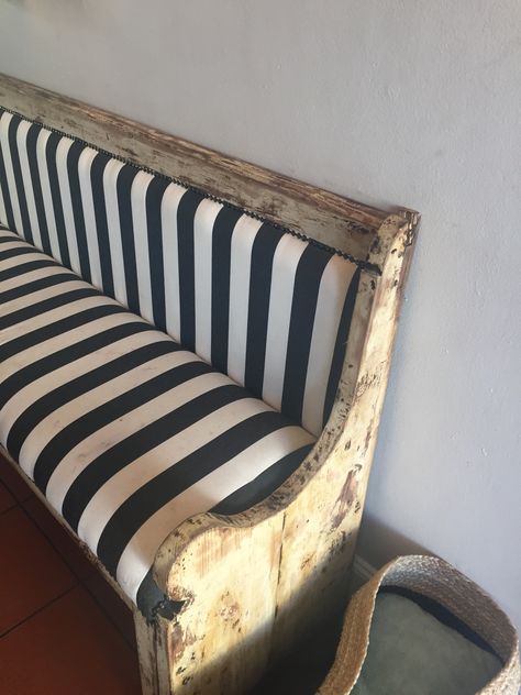 Old Church Pews Ideas, Diy Church Pew Benches, Church Pews Repurposed, Church Pew Ideas Repurposed, Pew Makeover, Painted Church Pew, Parisian Chic Interior, Black And White Striped Fabric, Sunroom Makeover