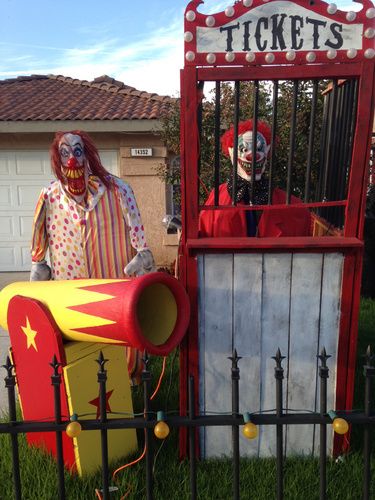 Scary Halloween Costumes Ideas, Scary Carnival, Scary Circus, Haunted Carnival, Halloween School Treats, Creepy Carnival, Halloween Circus, Halloween Costumes Ideas, Ticket Booth