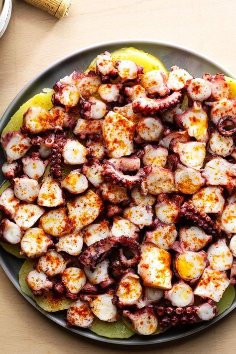 Octopus Tapas Spanish, Tinned Octopus Recipes, Spanish Octopus And Potatoes, Galician Octopus, Octopus Tapas, Octopus Soup, Galician Recipes, Octopus Appetizer, Octopus Dinner