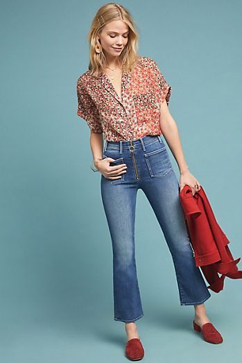 Cropped Flare Jeans Outfit, Denim Photography, Cropped Jeans Outfit, Styling Clothes, Women's Winter Outfits, Flare Jeans Outfit, Spring Fashions, Casual Chic Summer, Denim Outfits