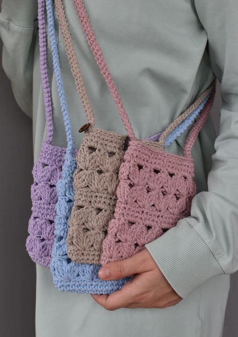 Check out this item in my Etsy shop https://www.etsy.com/uk/listing/1083545167/crochet-crossbody-mobile-phone-holder Small Crochet Purse, Crochet Phone Pouch, Mini Travel Bag, Crochet Mini Bag, Woman Entrepreneur, Crossbody Phone Case, Purse Crochet, Bags Patterns, Crochet Mobile