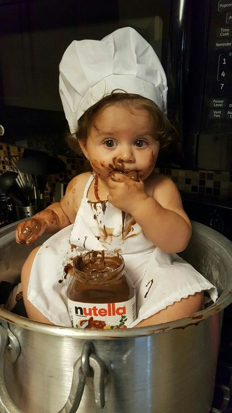 Nutella, Nutella lover, chocolate lover, chocolate Nutella Meme, Nutella Lover, Chocolate Babies, Dessert Photography, Chubby Cheeks, Baby Eating, Chocolate Lover, How To Make Chocolate, Girls Dp