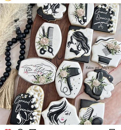 Hairdresser Cookies Decorated, Hair Salon Cookies, Hair Cookies, Business Cookies, Decorator Cookies, Theme Instagram, Cookie Recipes Decorating, Anniversary Cookies, Cookie Pictures