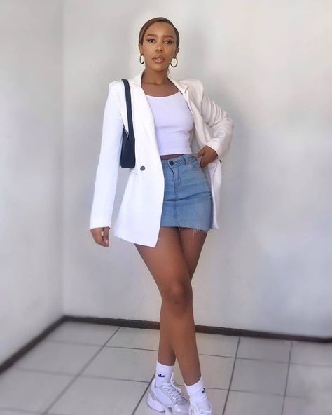 Mini Skirts Outfits Summer, Denim Skirt Outfit, Neat Casual Outfits, Denim Skirt Fashion, Jean Skirt Outfits, Blazer Outfits Casual, Modesty Outfits, Denim Skirt Outfits, Fasion Outfits