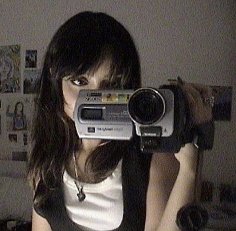 Vintage Camera, Anime Life, My Vibe, Camcorder, Vr Goggle, Mood Board, Mirror Selfie, Mirror, Photography