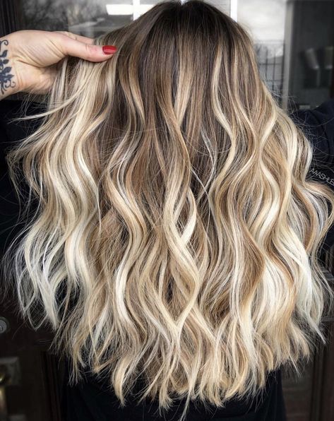 Curl Prom Hair, Waves Hair Styles, Gorgeous Hair Styles, Brunette Light, Get Healthy Hair, Baylage Hair, How To Get Healthy, Best Hair Stylist, Hair Layers