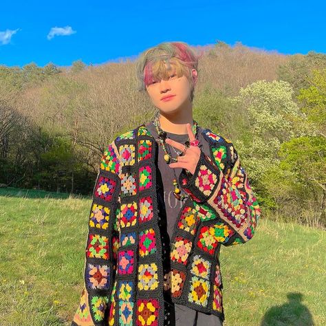 Kpop Idols In Crochet, Kpop Idols Crochet Outfits, Kpop Knitted Outfit, Kpop Crochet Outfits, Kpop Crochet, Harry Styles Cardigan, Diy Embroidery Designs, Crochet T Shirts, Modern Crochet Patterns