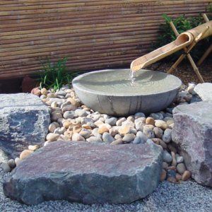 Japanese Exterior, Japanese Water Garden, Japanese Fountain, Japanese Fence, Bamboo Fountain, Water Wall Fountain, Garden Uk, Island Water, Japanese Garden Ideas