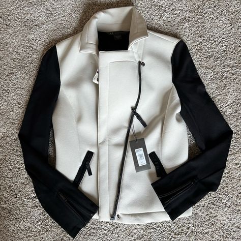 Women’s Jacket Armani Exchange Financial Tips, Armani Exchange, Size Medium, Blazer, Clothes For Women, Weddings, Plus Outfits, Vintage Fashion Trends, Jewelry Designer