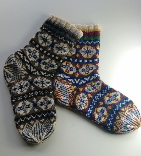 Fair Isle Socks, Cosy Socks, Sock Knitting Patterns, Shetland Wool, Sock Patterns, Fair Isle, Knitting Socks, Color Patterns, Hand Knitting