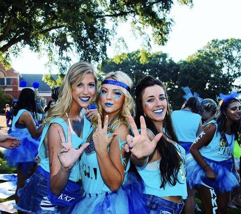 Blue Team Spirit Outfits, Blue Spirit Day Outfits, High School Field Day, Field Day Outfits, Spirit Day Outfits, Sorority Spirit Week, Tamu Aesthetic, Football Season Outfits, Pep Club