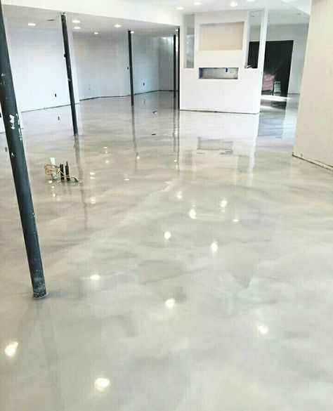 Metallic epoxy- pearl over gray base Garage Boden, Garage Floor Paint, Metallic Epoxy Floor, Epoxy Floors, Decoration Beton, Garage Floor Epoxy, Garage Flooring, Marble Floors, Garage Remodel