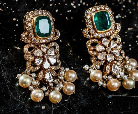 Pearl Sets Jewellery, Ear Tops, Pakistani Jewellery, Jadau Jewellery, Indian Wedding Jewelry Sets, Gold Items, Diamond Jewelry Set, Indian Bridal Jewelry Sets, Diamond Earrings Design