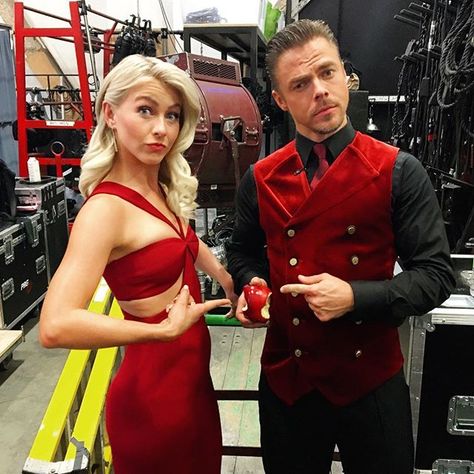 Julianne Hough Dwts, Julianna Hough, Julianne Hough Style, Derek And Julianne Hough, Laurie Hernandez, Val Chmerkovskiy, Bro Sis, Derek Hough, Man Crush Everyday