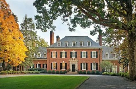 Brick Colonial House, Georgian Revival, Colonial House Exteriors, Georgian Style Homes, Georgian Mansion, Classical House, Georgian Architecture, Red Brick House, Mansions For Sale