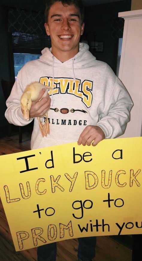 Crazy Hoco Proposals, I’d Be One Lucky Duck Hoco Proposal, Duck Homecoming Proposal, Lucky Duck Promposal, Homecoming Outfit Ideas High School, Duck Promposal, Response Posters, Prom Proposal Ideas, Dance Asks