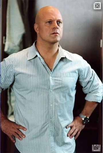 Michael Chiklis, Maria Sharapova, Marvel Movies, Movies Showing, Casual Button Down Shirt, Button Down Shirt, Men Casual, Mens Tops, Marvel Films