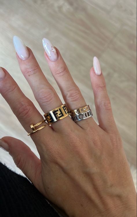 Multiple Rings On Hand, Cartier Ring Stack, Rings On Hand, Lux Fashion, Multiple Rings, Indie Jewelry, Cartier Jewelry, Dope Jewelry, Jewelry Fashion Trends