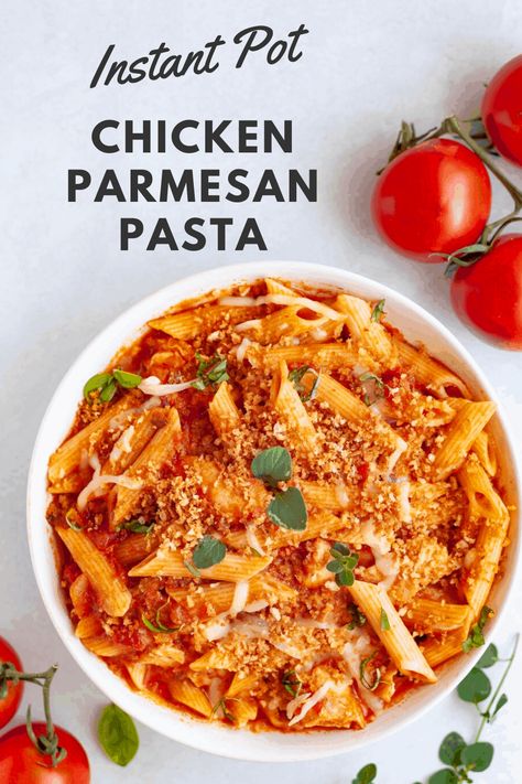 Instant Pot Chicken Parmesan, Chicken With Spaghetti Sauce, Breadcrumb Topping, Marinara Recipe, Instant Pot Pasta Recipe, Pastas Recipes, Red Sauce Pasta, Chicken Parmesan Pasta, Parmesan Pasta