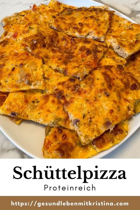 Ich liebe meine Schüttelpizza Low Carb mit Thunfisch! Dieses einfache Rezept ist schnell gemacht, gesund und eine leckere Option für alle, die auf Kohlenhydrate verzichten möchten. Low Carb, Pizza, Snacks, Pizzas, Low Carb Recipes