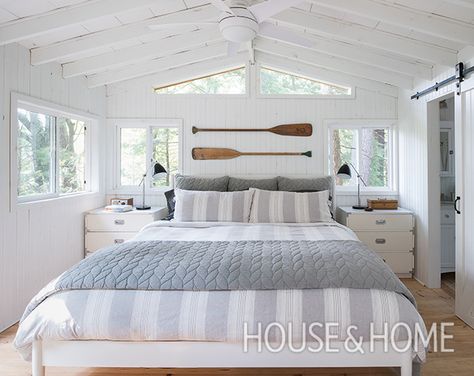 One of the most popular ways to give a space classic cottage style is to install shiplap panelling on the walls. | Photographer: Alex Lukey | Designer: Margot Austin Lakehouse Bedroom, Lake House Bedroom, Lake House Interior, Nautical Bedroom, Beach House Bedroom, House Bedrooms, Coastal Bedrooms, House Bedroom, Cottage Bedroom