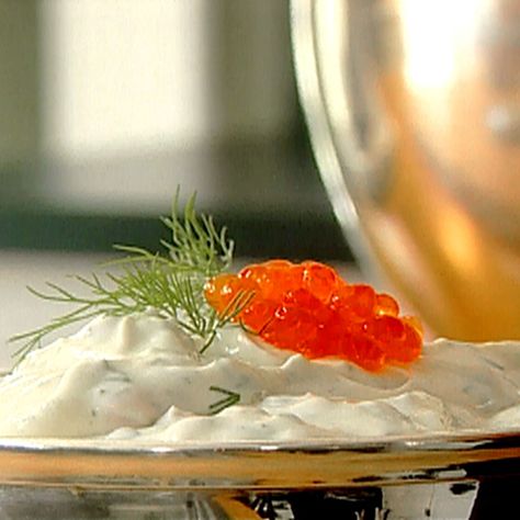 Caviar Dip by Ina Garten Caviar Dip Recipe, Caviar Dip, Salmon Caviar, Delicious Dips, Caviar Recipes, Ina Garten Recipes, Salmon Roe, Barefoot Contessa, Entertaining Recipes