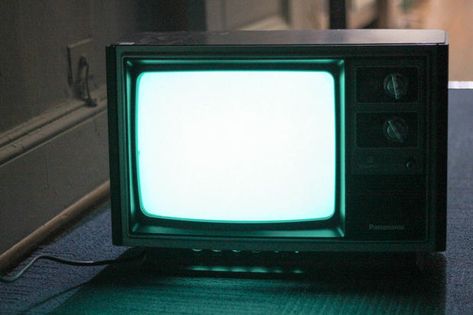 Picture of TV Glow Cathode Ray Tube, Killer Joe, Tv Lighting, Yes Man, Social Projects, Light Film, Weird Dreams, Box Tv, Retro Tv