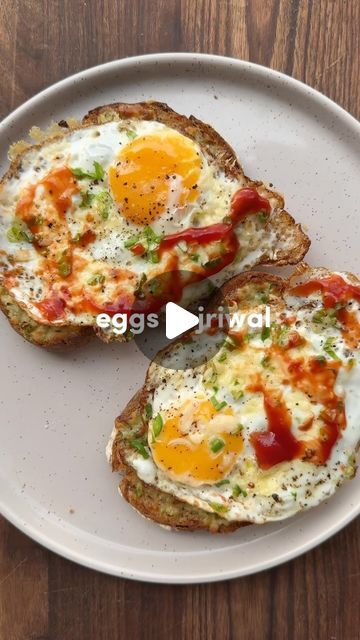 Indian Eggs, Eggs Kejriwal, Cheesy Toast, Egg Toast Breakfast, Egg Recipes Indian, Breakfast Inspiration, Breakfast Recipes Indian, Egg Dishes, Egg Recipes For Breakfast