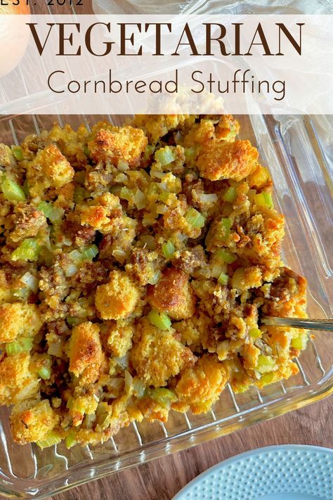 Vegetarian Cornbread Stuffing - HOORAH to Health Southern Cornbread Stuffing Recipes, Gluten Free Cornbread Stuffing Recipes, Cornbread Stuffing Gluten Free, Vegetarian Cornbread Stuffing, Vegetarian Cornbread, Vegan Cornbread Stuffing, Bobby Flay Cornbread Stuffing, Meatless Pasta Recipes, Vegan Minimalist