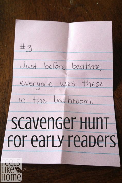 Scavenger Hunt for Early Readers Writing Centers, Preschool Homeschool, Literacy Games, Learning Tips, Scavenger Hunt For Kids, Reading Games, Scavenger Hunts, Reading Instruction, Active Kids